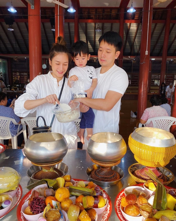 แม่แซ่บมาก “เนย โชติกา” โชว์หุ่นสวย อวดท้องโต 25 สัปดาห์