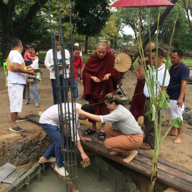 ชาคริต-แอน บวงสรวงพระพิฆเนศ-พญานาคราช ตบท้ายแจกเลขเด็ด (คลิป)