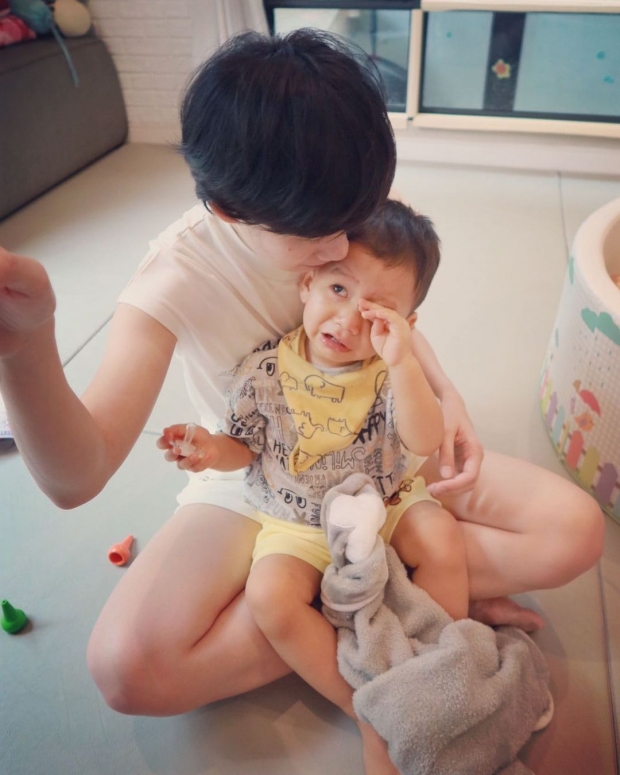 น้องโรฮา ยิ้มแป้นเลย หลังแม่บุ้ง-พ่อเวฟ พาเสี่ยบุญ มารับขวัญ