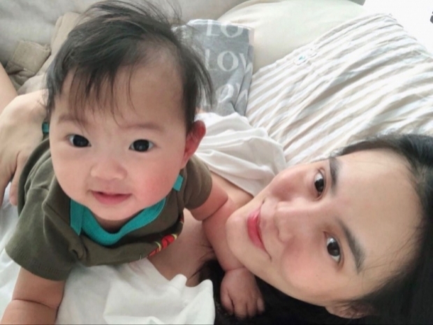  เผยพัฒนาการ น้องโนล่า วัย1ขวบ  อีกหน่อยแม่เจนี่ ตามไม่ทันแน่ๆ