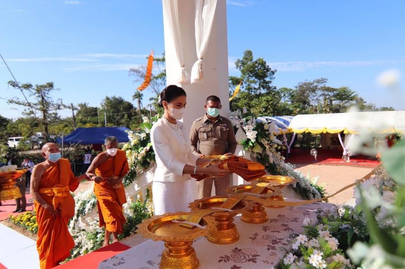 ชื่นชม ดาราสาวชื่อดัง สร้างเมรุหลังใหม่ ณ วัดสิเรียมพุทธาราม