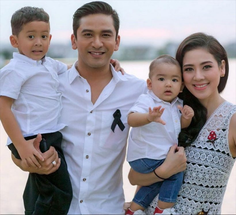 พระเอกดังสุดภูมิใจลูกชายวัย6กับ9ขวบ ส่งเสียตัวเองเรียนได้แล้ว