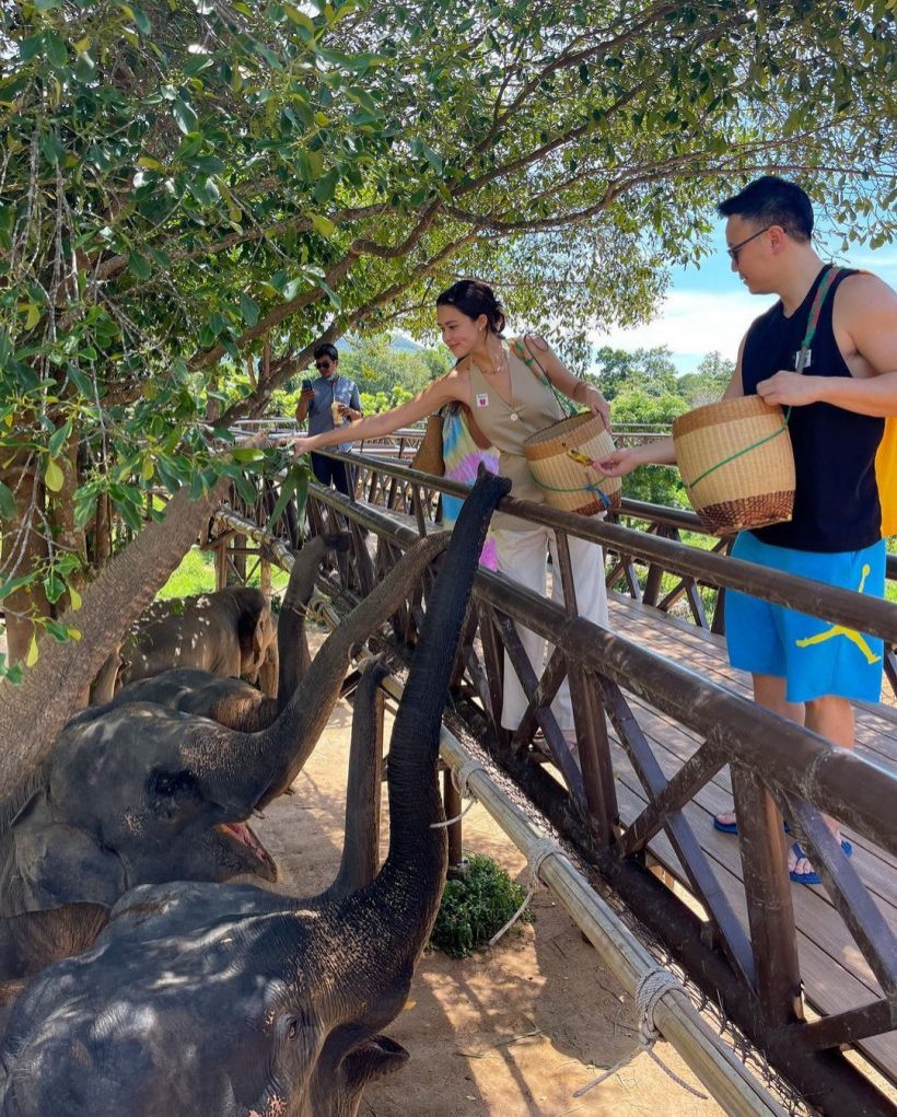 ไฮโซหมื่นล้านพานางเอกลูกครึ่งร่วมฉลองวันเกิดคุณแม่ ตอกย้ำรักจริงหวังแต่ง