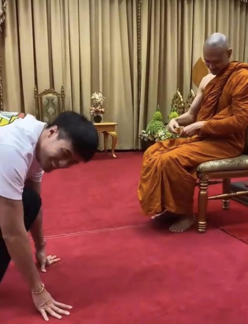 บอย ปกรณ์ เผยคำพูดพระหน่อง หลังก้มกราบ ที่ทำเอาสตั้นไปเลย