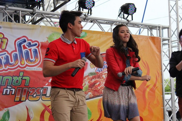 ณเดชน์ คุกิมิยะ - ญาญ่า อุรัสยา สเปอร์บัน