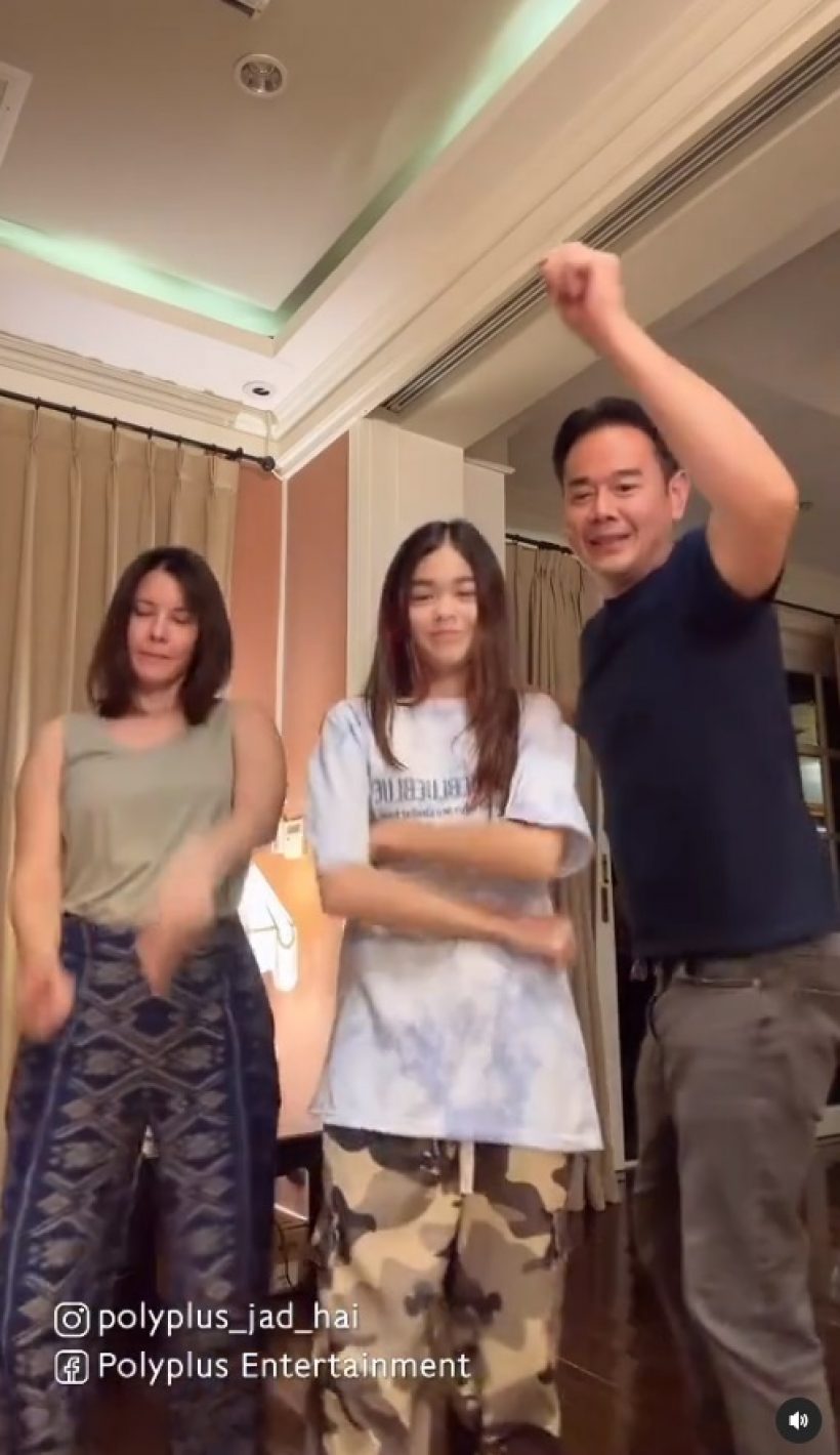 น้องลียาจัดให้ เเท็กทีม เเม่ธัญญา-พ่อเป๊ก เเดนซ์กระจายเตรียมเป็นดาวTIKTOK