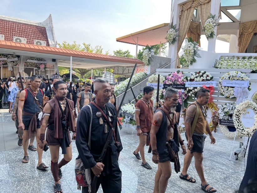 ภรรยาร่ำไห้เปิดใจฌาปนกิจ เมฆ วินัย ลูกชายบวชหน้าไฟให้