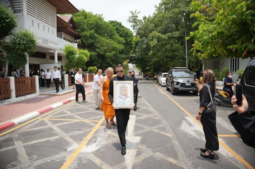  พระเอกดังโพสต์ซึ้ง ทำหน้าที่ลูกครั้งสุดท้ายส่งพ่อกลับสวรรค์