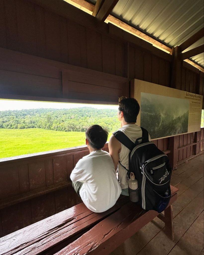 คู่รักสอนลูกใช้ชีวิตไม่ติดหรู พาเข้าป่าดูธรรมชาติม่วนจอยเว่อร์