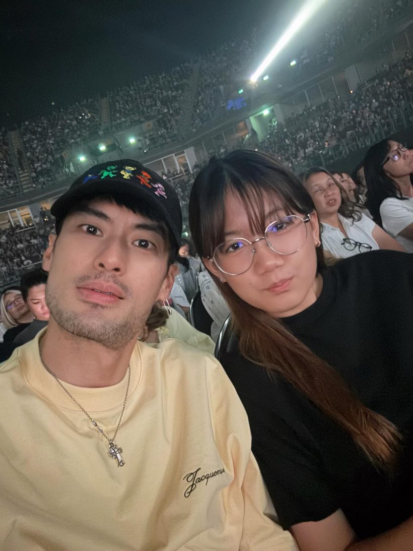 บอย ปกรณ์ ทำหน้าที่พี่ชายที่แสนดีพา น้องวันใหม่ ดูคอนเสิร์ต