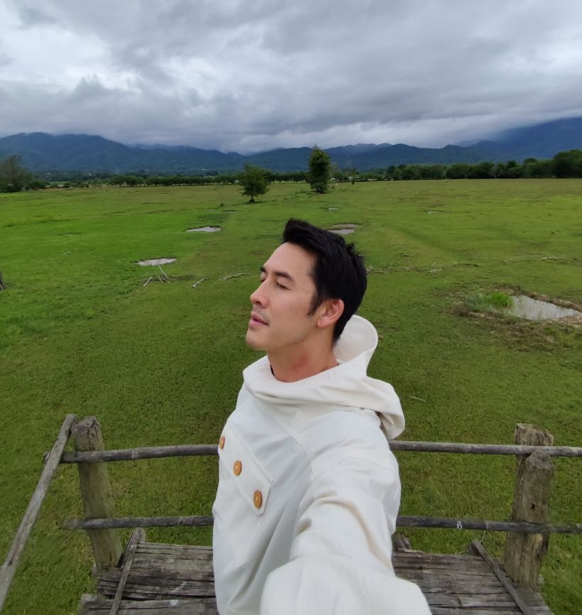 นักแสดงหนุ่มหล่อคนนี้ หล่อจนมีคนจะเปย์ กินข้าวมื้อล้าน!