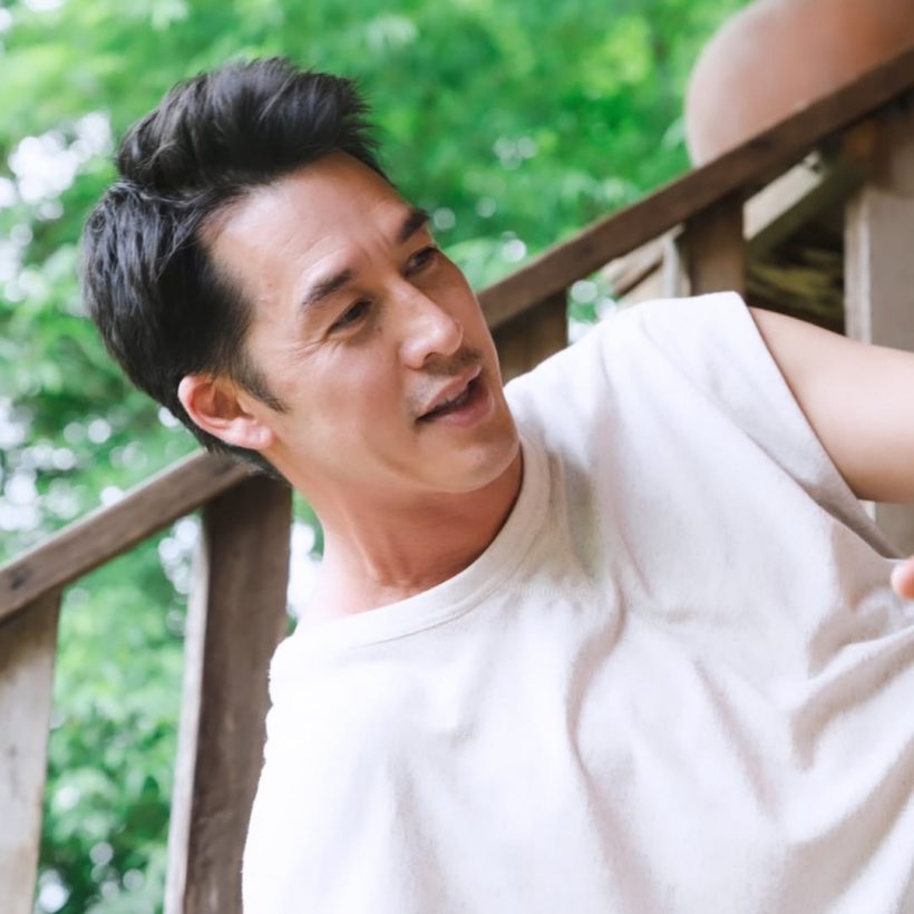 นักแสดงหนุ่มหล่อคนนี้ หล่อจนมีคนจะเปย์ กินข้าวมื้อล้าน!