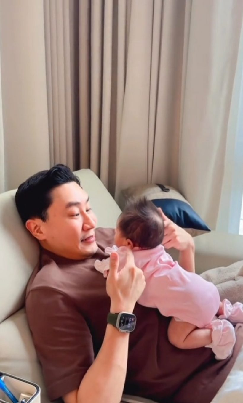 คุณพ่อคุณแม่อึ้ง! น้องนช่าอายุยังไม่ 1 เดือน แต่ตั้งคอได้แล้ว