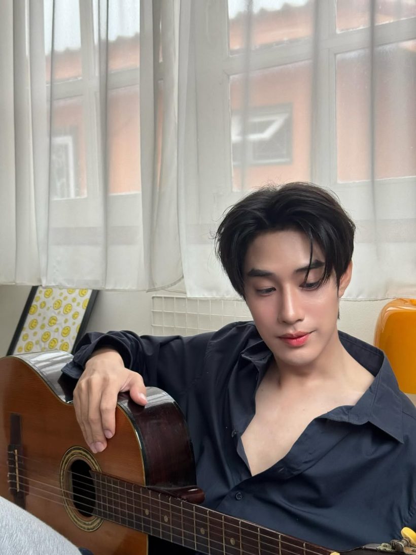 หล่อไม่ธรรมดา หลานชายท่านเรวัช ดีกรีดาราดาวรุ่งพุ่งเเรง!