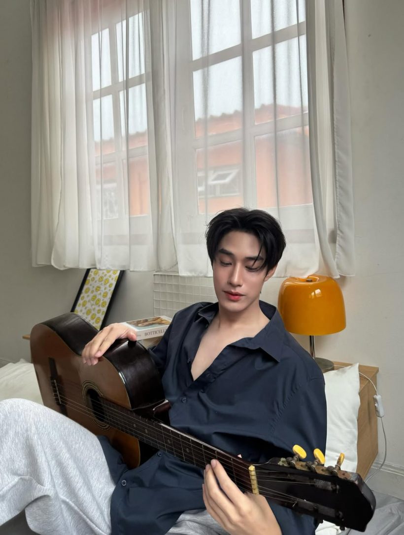 หล่อไม่ธรรมดา หลานชายท่านเรวัช ดีกรีดาราดาวรุ่งพุ่งเเรง!
