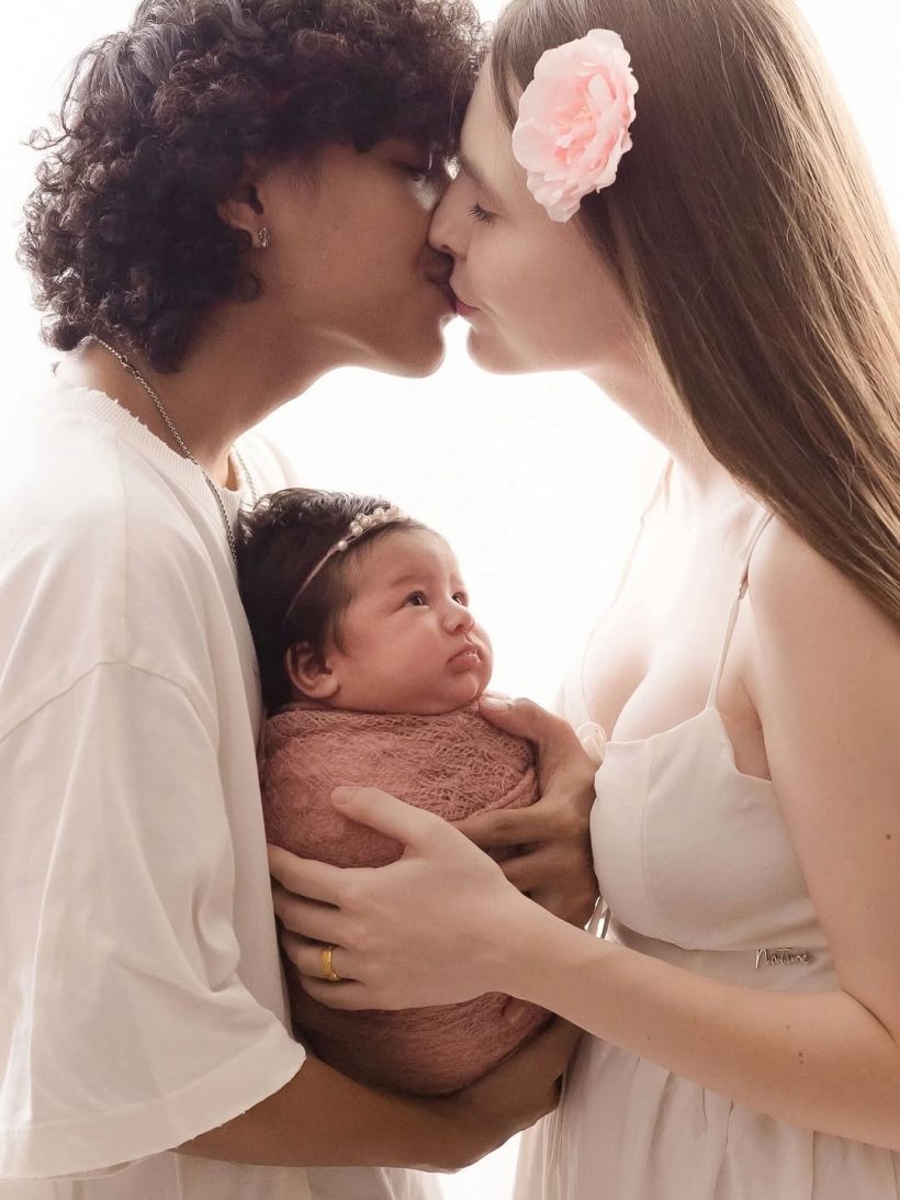 ลูกสาวใครเอ่ย ถ่ายแบบคิ้วท์แต่เด็ก แฟนๆตกหลุมรักหนักมาก