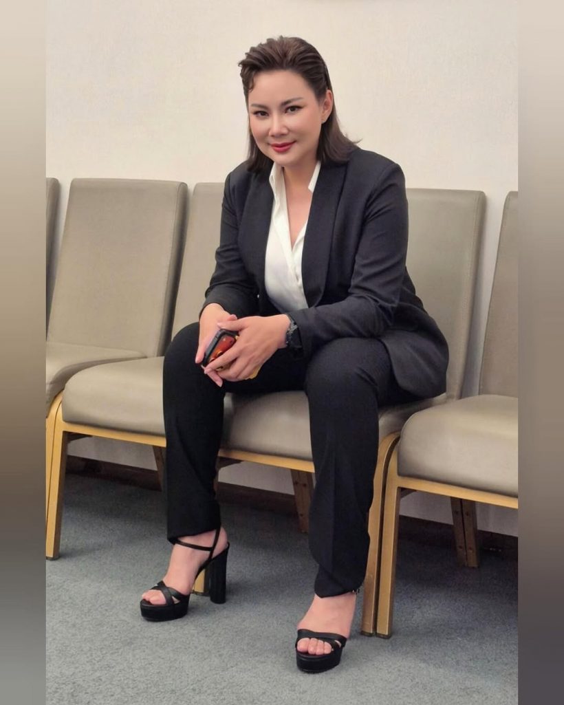 บุ๋ม ปนัดดา สวนกลับไม่ไว้หน้า ชาวเน็ตด่าประเทศไทย