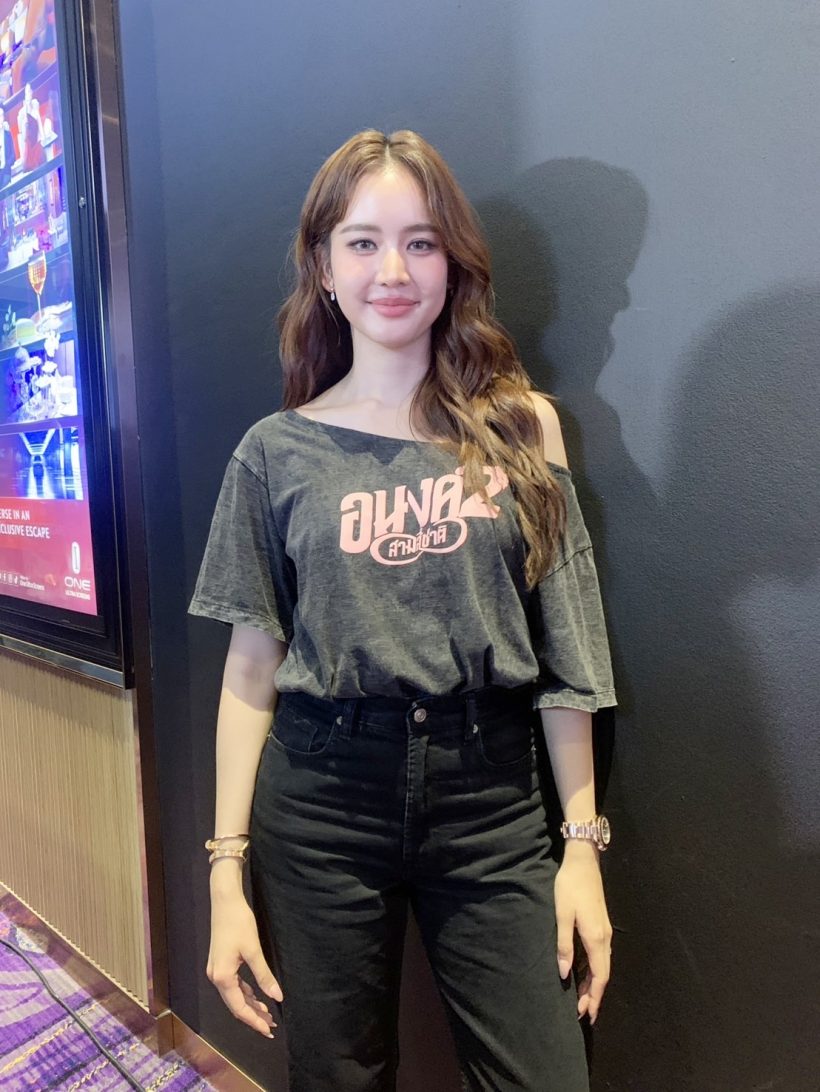 โบว์ เมลดา เล่าโมเมนต์สุดซึ้ง! อาเล็ก ธีรเดช บินไปเซอร์ไพรส์ถึงอังกฤษ