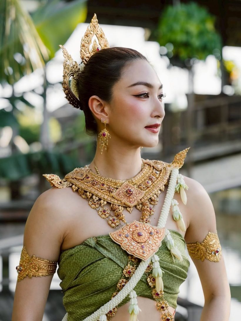 งดงามเกินบรรยาย! แพนเค้ก เขมนิจ รำถวายพญานาคครั้งแรก