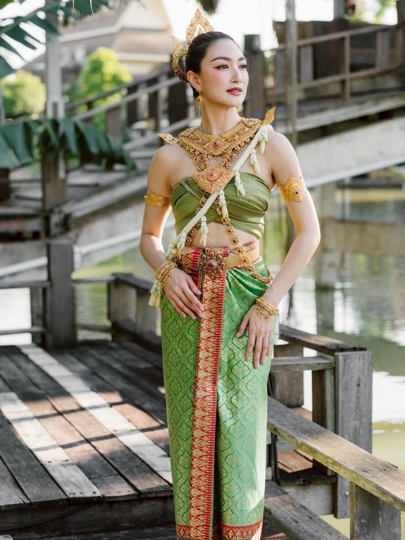 งดงามเกินบรรยาย! แพนเค้ก เขมนิจ รำถวายพญานาคครั้งแรก
