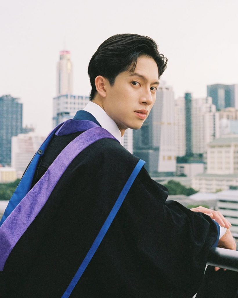 ฮือฮาทั้งคลีนิค!! หมอฟันคนนี้ ที่แท้คือดาราหนุ่มชื่อดัง