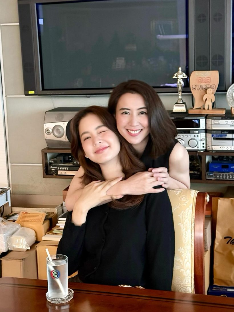 ดิว ปิ่นกมล เรียกนางเอกดังเข้าพบ ป้อนงานรัวๆขึ้นเเท่นลูกรักช่อง