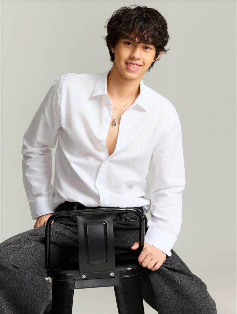 เตรียมแจ้งเกิด! หนุ่มน้อยสุดหล่อ คือลูกชายดารารุ่นใหญ่