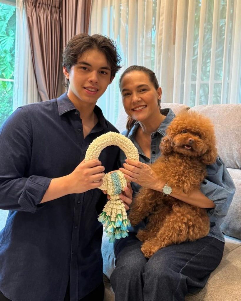 เตรียมแจ้งเกิด! หนุ่มน้อยสุดหล่อ คือลูกชายดารารุ่นใหญ่
