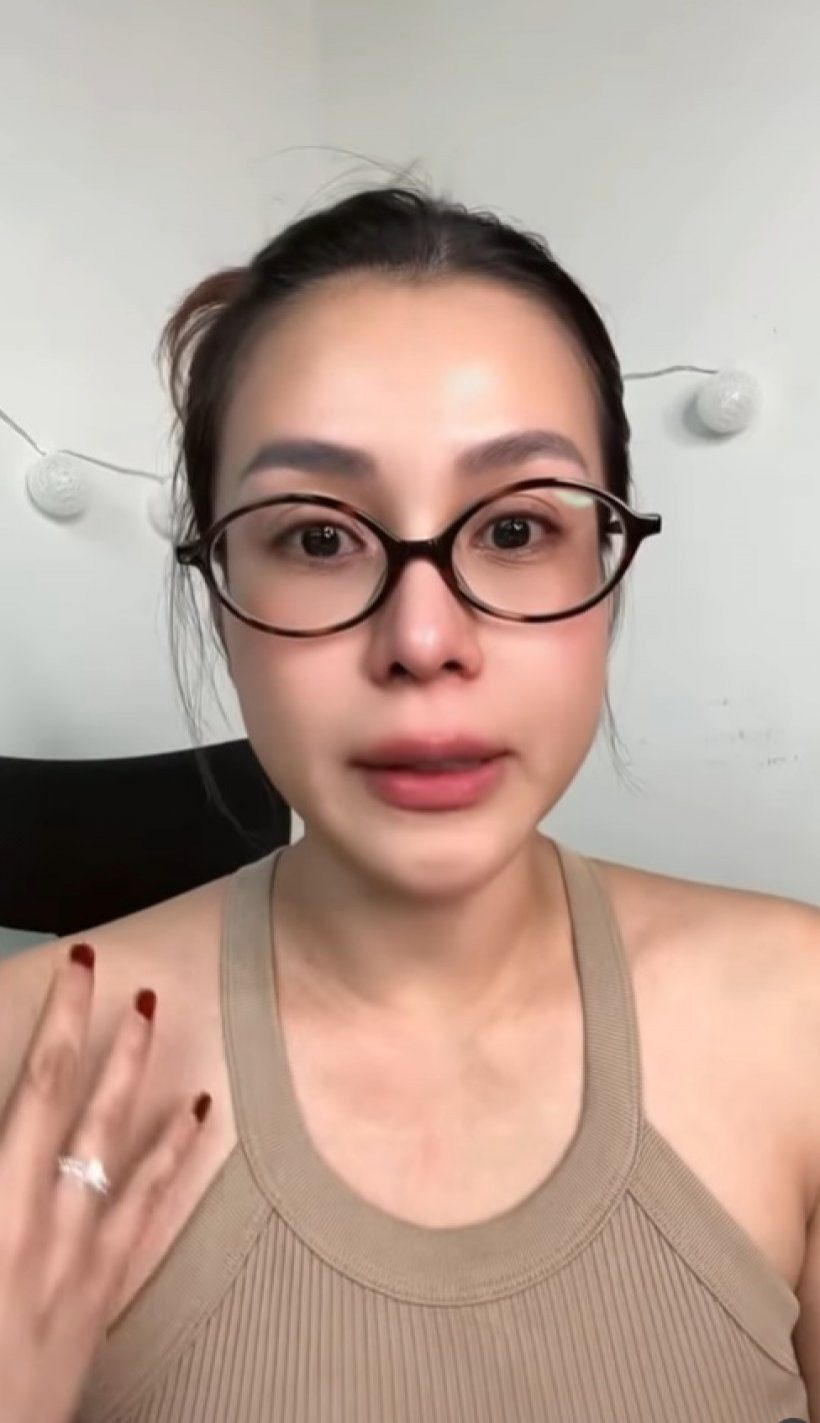ออม บลูเบอร์รี่ ร่ำไห้เล่าเหตุการณ์ ครอบครัวเจอความไม่ยุติธรรม