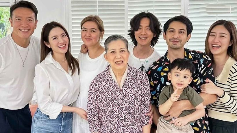 2ผู้จัดจ๋าเจ็ท ชี้แจงอาการป่วยคุณแม่จิ๋ม มยุรฉัตร เผยสาเหตุพึ่งกฏหมาย