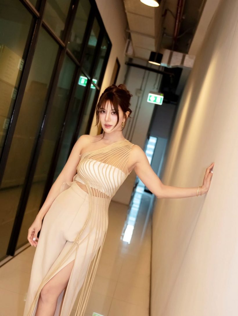 รู้แล้ว!! ทำไม ก้อย รัชวิน สวยขึ้นแถมหน้าเด็กลงขนาดนี้