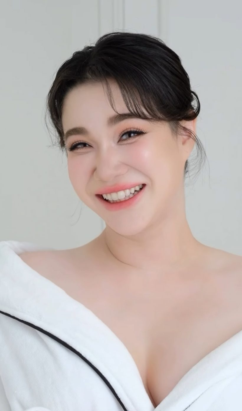 แต่งแล้วจ้า! นนนี่ควงหนุ่มสละโสด โฟกัสแม่แอน สวยไม่แพ้ลูกสาว!