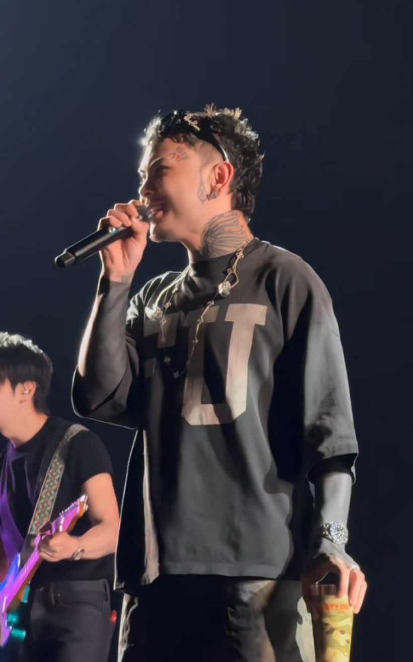 ขยี้ตารัวๆ นักร้องหนุ่มดังคนนี้ หน้าเหมือน แมท ภีรนีย์