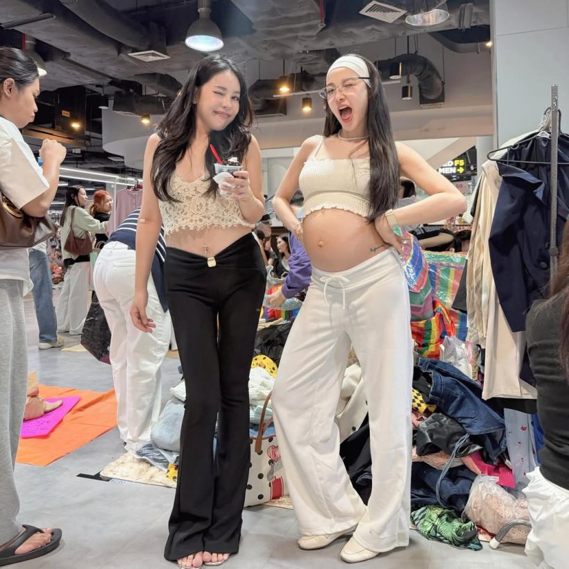 ขยันมาก! ดาราสาวดังอุ้มท้องใหญ่ เปิดร้านขายเสื้อผ้ามือ 2