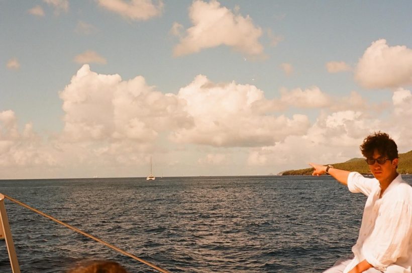 เปิดภาพหมอปุณลูกชายดาราดังหล่อเหงาๆ หลังเเม่ลั่นลูกโสดแล้ว