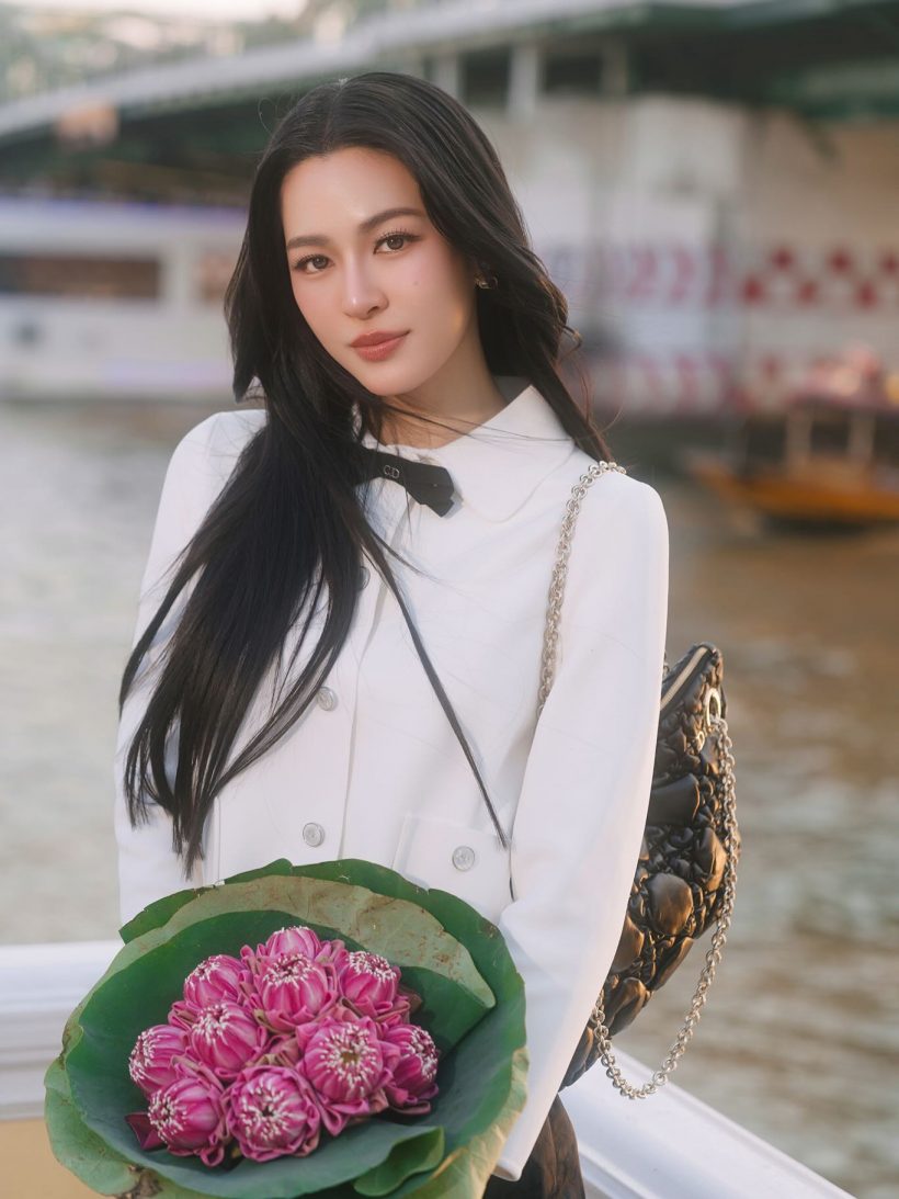 หลุดเต็มๆ!หลิงหลิงโชว์บ้านใหม่ แต่ชาวเน็ตโฟกัสผิดจุด แอบซุกรูปคู่!