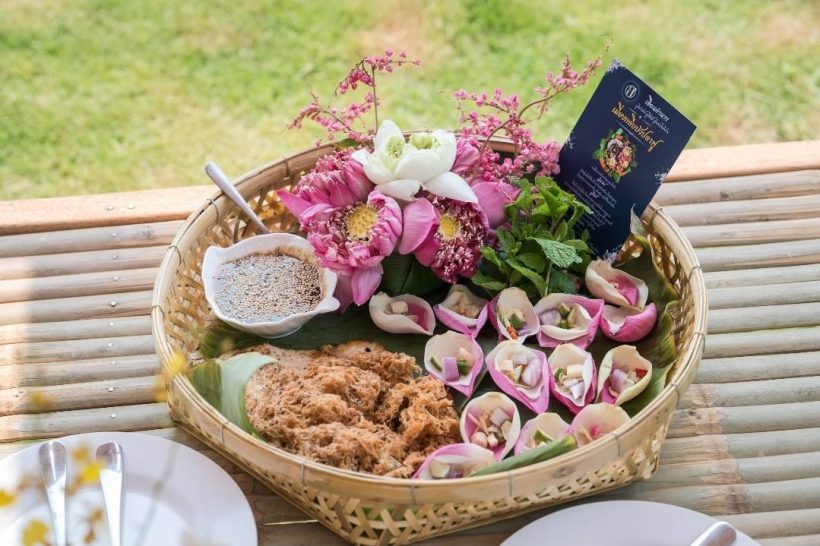 พาข้าวพาขวัญกินดอง ณเดชน์-ญาญ่า แซ่บแบบอีสานแท้ๆ