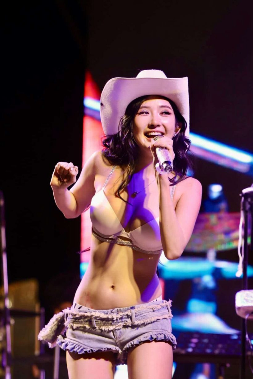 ส่องลุค เบียร์ เดอะวอยซ์ ที่โดนสาวตำหนิ เสื้อไม่ผ่านเลย!!