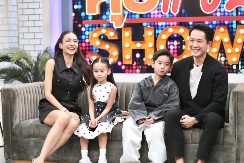 โซเชียลแห่ชม คู่รักคู่นี้ สอนลูกดีมาก มารยาทงามแต่เด็ก