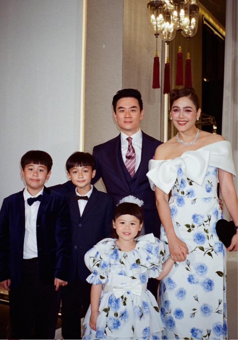 ซึ้ง..พ่อน็อต แท็กทีมลูกๆ เซอร์ไพรส์ครบรอบ 11 ปี แม่ชม
