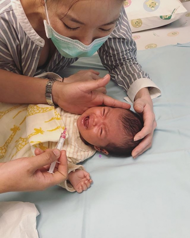 คุณพ่อมือใหม่ “เนม ปราการ” เผยความรู้สึกหลัง! “น้องเรน” ลูกสาววัยเดือนเศษป่วยถึงขั้น “เตรียมผ่าตัด”   