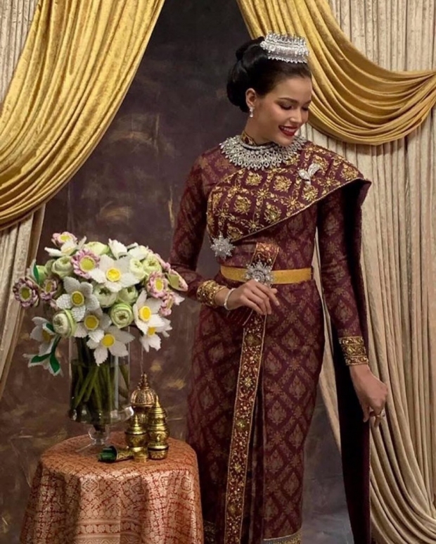 งามอย่างไทย ฟ้าใส  ปวีณสุดา ถ่ายเเบบชุดไทยลงปฎิทิน สวยสะกดทุกสายตา