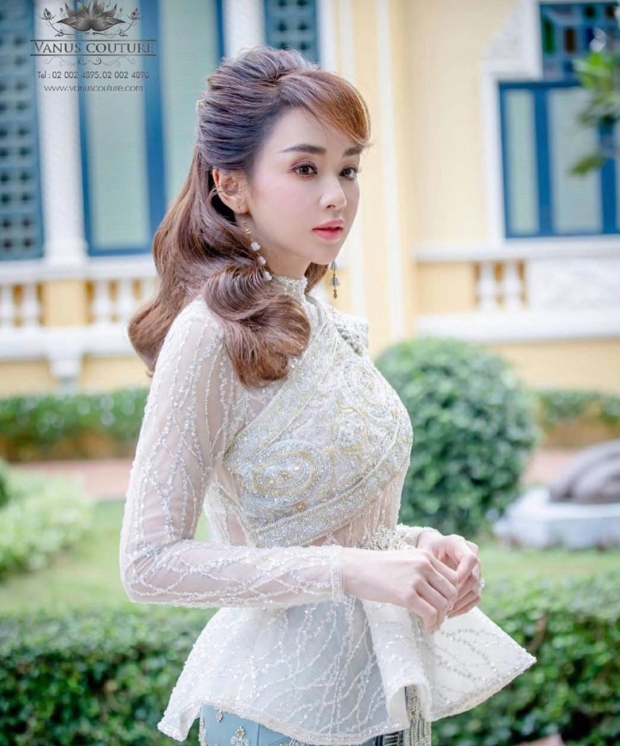 เรียบหรูดูเเพง เป้ย ปานวาด สวมชุดไทยถ่ายเเบบ สวยเลอค่าสง่างามมาก 