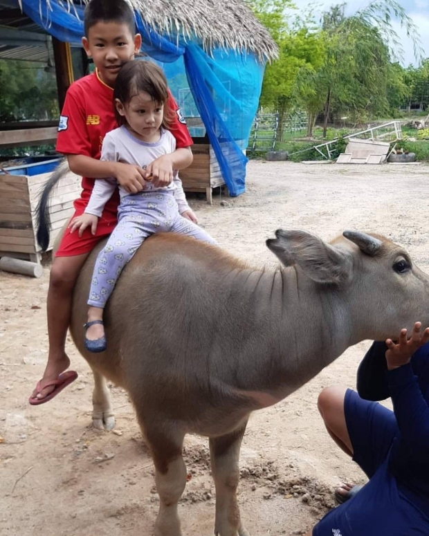 ส่องชีวิต ไทยบ้าน น้ำ รพีภัทร กับภาพล่าสุดชวนยิ้มตาม