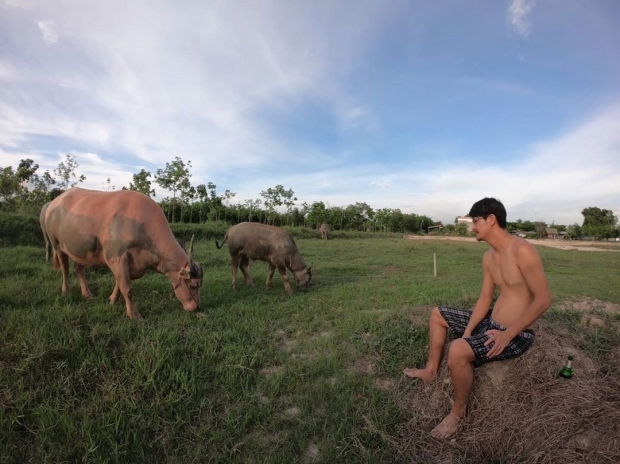 ส่องชีวิต ไทยบ้าน น้ำ รพีภัทร กับภาพล่าสุดชวนยิ้มตาม