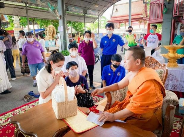  เบลล่า เดินหน้าทำบุญ ไถ่ชีวิตโคกระบือ ปลดปล่อยชีวิตสัตว์เป็นทาน