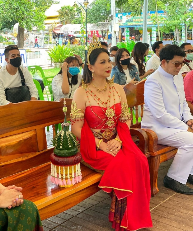 บุ๋ม จัดชุดใหญ่ รำถวายพ่อปู่ศรีสุทโธ-แม่ย่าศรีปทุมมา พร้อมเปิดโรงทาน