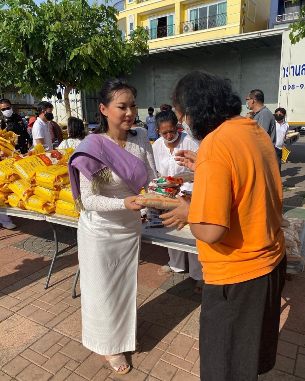 บุ๋ม จัดชุดใหญ่ รำถวายพ่อปู่ศรีสุทโธ-แม่ย่าศรีปทุมมา พร้อมเปิดโรงทาน