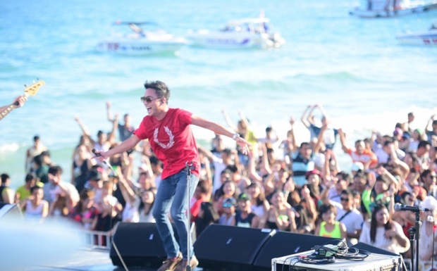 โดด เต้น เล่น บน น้ำ มันส์  สนุกเสรีบนเกาะ Samed in Love Music Festival # 7