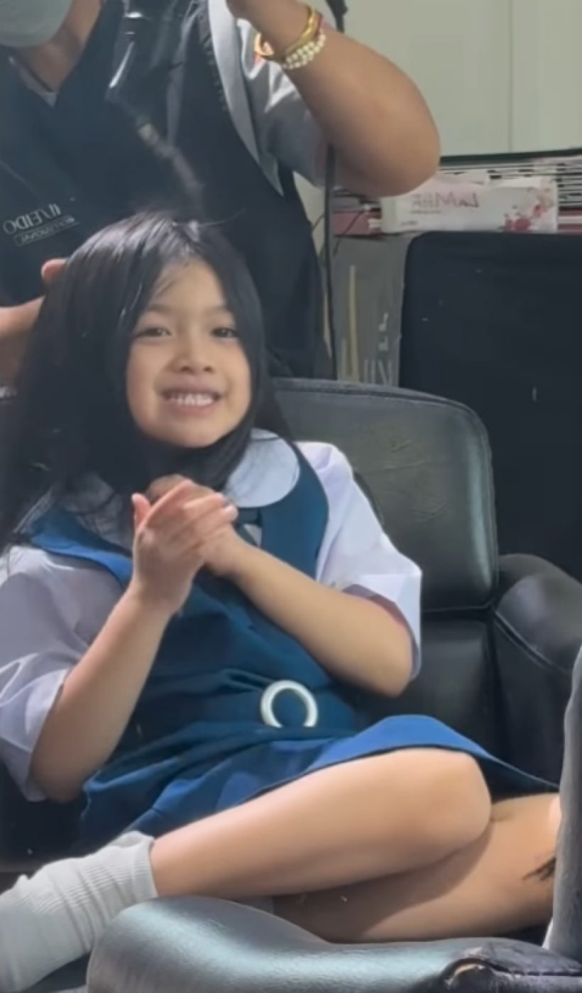 น้องวีจิ ป.1 แล้ว หน้าตาสะสวยออร่าแรง ฉายแววซุปตาร์แต่เด็ก
